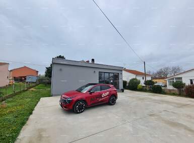 Kuca, Pula, Šišan, prodaja, 790000 €, 350 m2