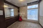 Poslovni prostor, Rijeka, Turnić, najam, 700 €, 50 m2