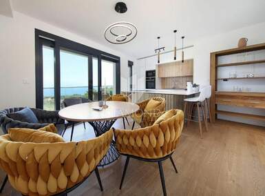 Dvosoban stan, Opatija, Oprić, prodaja, 550000 €, 108 m2