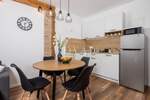 Trosoban stan, Fužine, Vrata, najam, 550 €, 50 m2