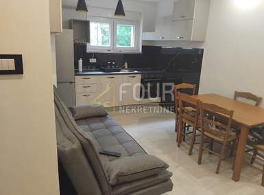 Dvosoban stan, Rijeka, Pećine, najam, 800 €, 44 m2