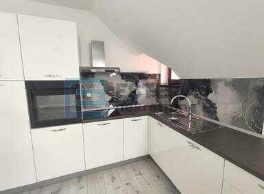Trosoban stan, Varaždin, najam, 1000 €, 74 m2
