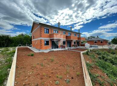 Stan, Viškovo, prodaja, 342000 €, 122 m2