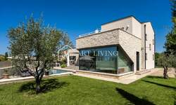 Kuca, Poreč, prodaja, 935000 €, 280 m2