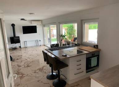 Trosoban stan, Matulji, Mihotići, najam, 1100 €, 110 m2