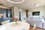 Dvosoban stan, Opatija, Ika, prodaja, 310000 €, 65 m2