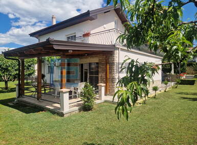 Kuca, Biograd na Moru, prodaja, 815000 €, 304 m2