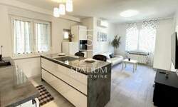 Trosoban stan, Rijeka, Bulevard, najam, 800 €, 52 m2
