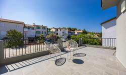 Dvosoban stan, Pula, Valdebek, prodaja, 185000 €, 50 m2