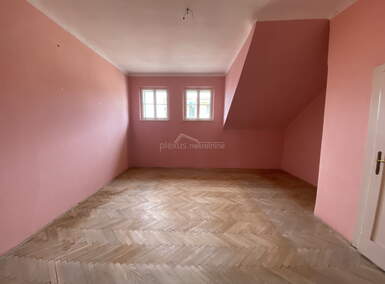 Trosoban stan, Split, prodaja, 330000 €, 75 m2