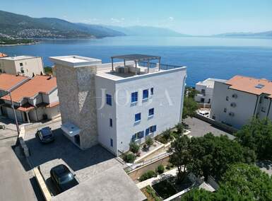 Trosoban stan, Novi Vinodolski, Povile, prodaja, 395000 €, 76 m2