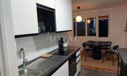 Trosoban stan, Rijeka, Donja Vežica, najam, 700 €, 67 m2