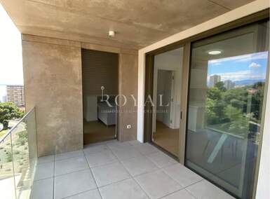 Trosoban stan, Rijeka, Zamet, najam, 1400 €, 81 m2