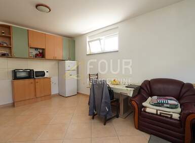 Jednosoban stan, Viškovo, prodaja, 125000 €, 32 m2