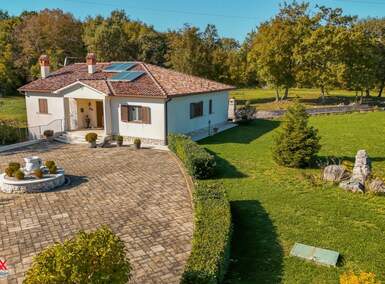 Kuca, Labin, prodaja, 630000 €, 265 m2