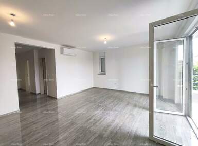 Dvosoban stan, Poreč, prodaja, 239000 €, 66 m2