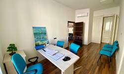 Poslovni prostor, Rijeka, Centar, najam, 600 €, 40 m2