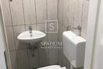 Poslovni prostor, Rijeka, Centar, najam, 750 €, 27 m2