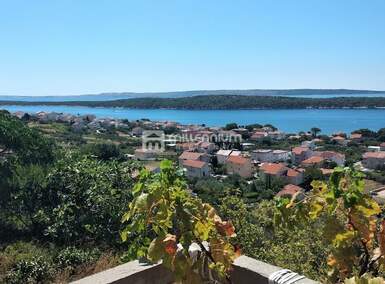 Kuca, Rab, Banjol, prodaja, 581000 €, 199 m2