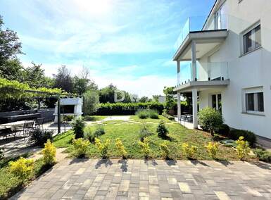 Kuca, Poreč, prodaja, 450000 €, 125 m2