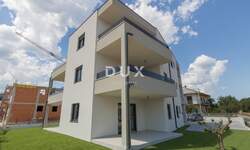 Trosoban stan, Vodice, prodaja, 250000 €, 78 m2
