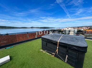 Cetvorosoban stan, Vodice, Srima, prodaja, 490000 €, 130 m2