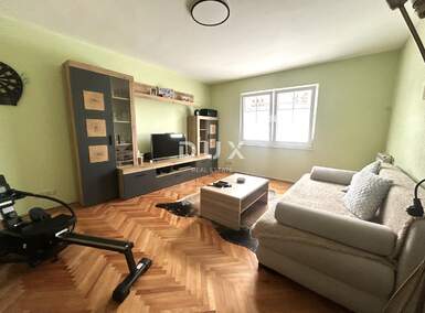 Trosoban stan, Vodice, prodaja, 260000 €, 81 m2