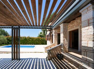Kuca, Sveti Lovreč, prodaja, 595000 €, 168 m2