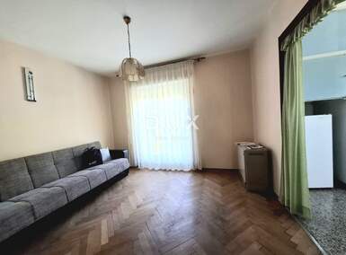 Trosoban stan, Rovinj, prodaja, 280000 €, 62 m2