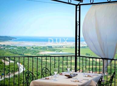 Poslovni prostor, Buje, prodaja, 829000 €, 320 m2