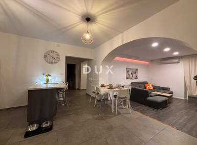 Trosoban stan, Opatija, Opatija - Centar, prodaja, 430000 €, 100 m2