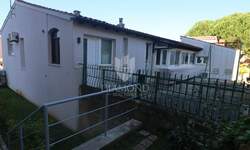 Stan, Pula, Centar, prodaja, 400000 €, 200 m2