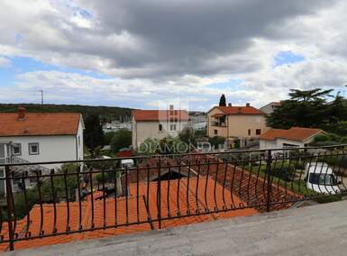 Kuca, Pula, Centar, prodaja, 850000 €, 580 m2