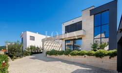 Kuca, Crikvenica, prodaja, 1587000 €, 200 m2