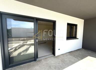 Cetvorosoban stan, Medulin, prodaja, 275000 €, 88 m2