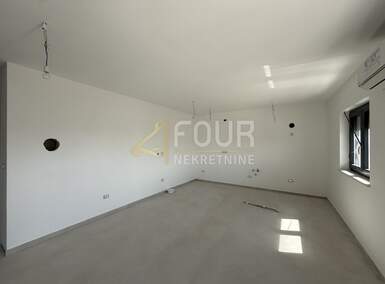 Cetvorosoban stan, Medulin, prodaja, 285000 €, 95 m2