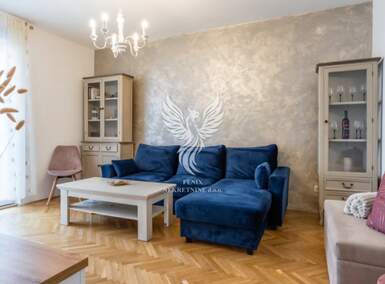 Trosoban stan, Split, Kman, prodaja, 430000 €, 71 m2