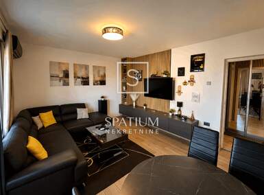 Dvosoban stan, Pula, Centar, prodaja, 172900 €, 51 m2