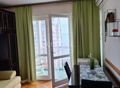 Jednosoban stan, Rijeka, Krimeja, najam, 370 €, 20 m2