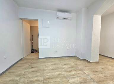 Poslovni prostor, Kraljevica, najam, 600 €, 30 m2