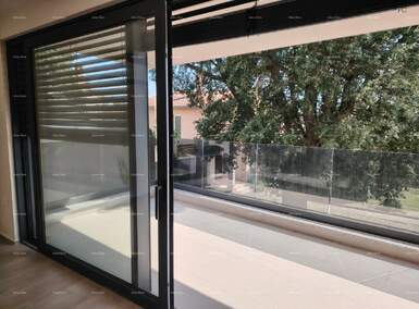 Trosoban stan, Medulin, prodaja, 340000 €, 90 m2
