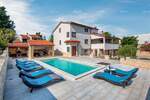 Kuca, Premantura, prodaja, 1250000 €, 370 m2