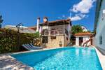 Kuca, Vrbnik, prodaja, 450000 €, 205 m2