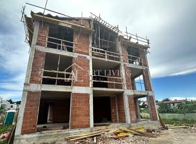 Trosoban stan, Umag, prodaja, 271320 €, 68 m2