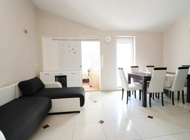 Dvosoban stan, Poreč, prodaja, 162000 €, 46 m2