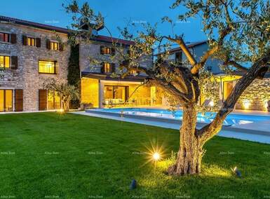 Kuca, Brtonigla, prodaja, 1100000 €, 300 m2
