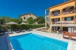 Kuca, Poreč, prodaja, 648000 €, 330 m2