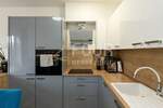 Trosoban stan, Rijeka, Srdoči, prodaja, 285000 €, 62 m2