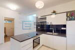Trosoban stan, Vodice, prodaja, 350000 €, 87 m2