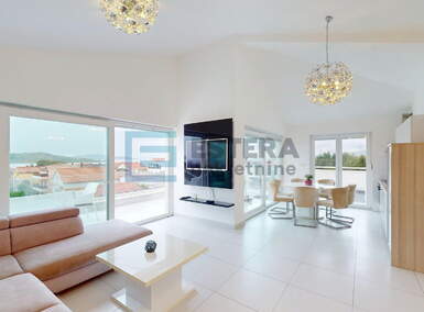 Cetvorosoban stan, Vodice, prodaja, 380000 €, 97 m2